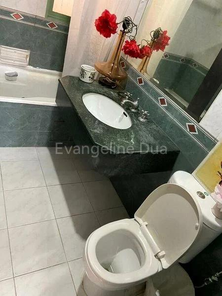 4 Bed Apartment (Condo) for Rent in  Tiara - Image 4